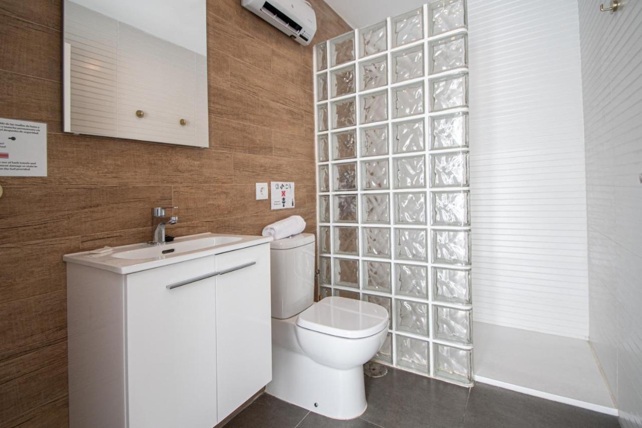 Apartamento Los Claveles - La Caleta Apartment Cadiz Ngoại thất bức ảnh