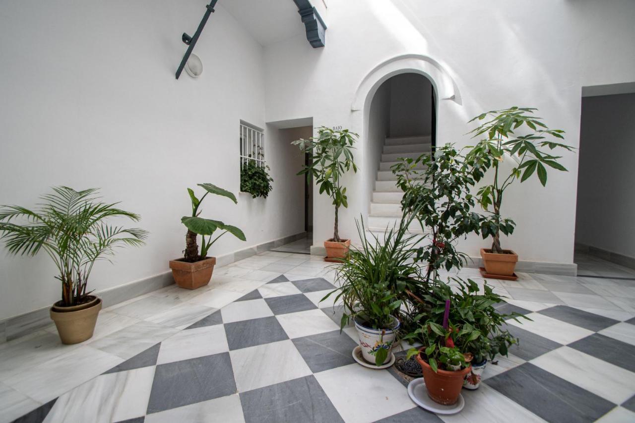Apartamento Los Claveles - La Caleta Apartment Cadiz Ngoại thất bức ảnh
